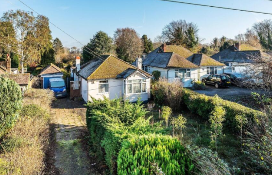 Modernisation required in Little Bookham photo